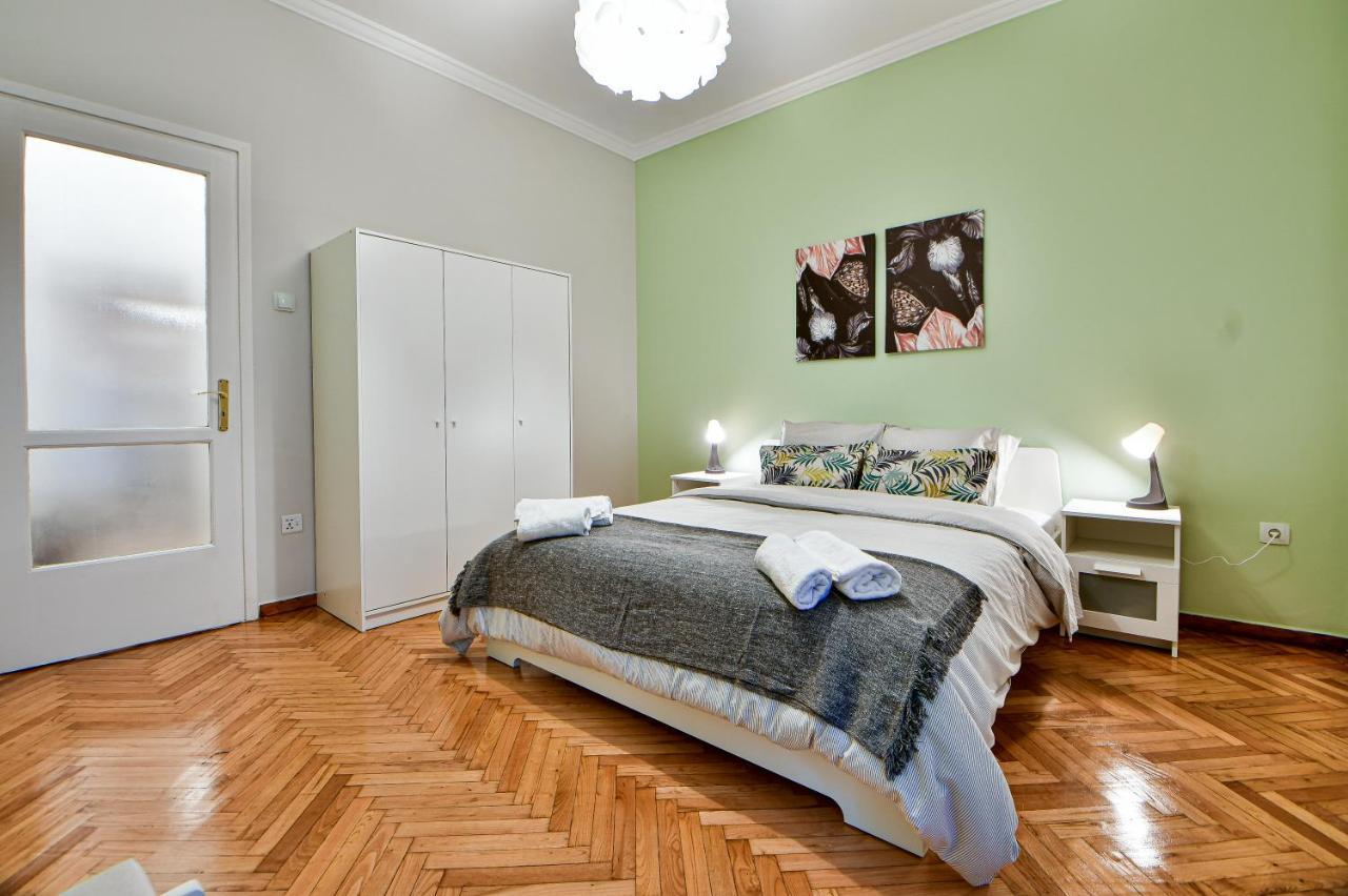 Thiras Lovely Apartment By Zain Athens Luaran gambar