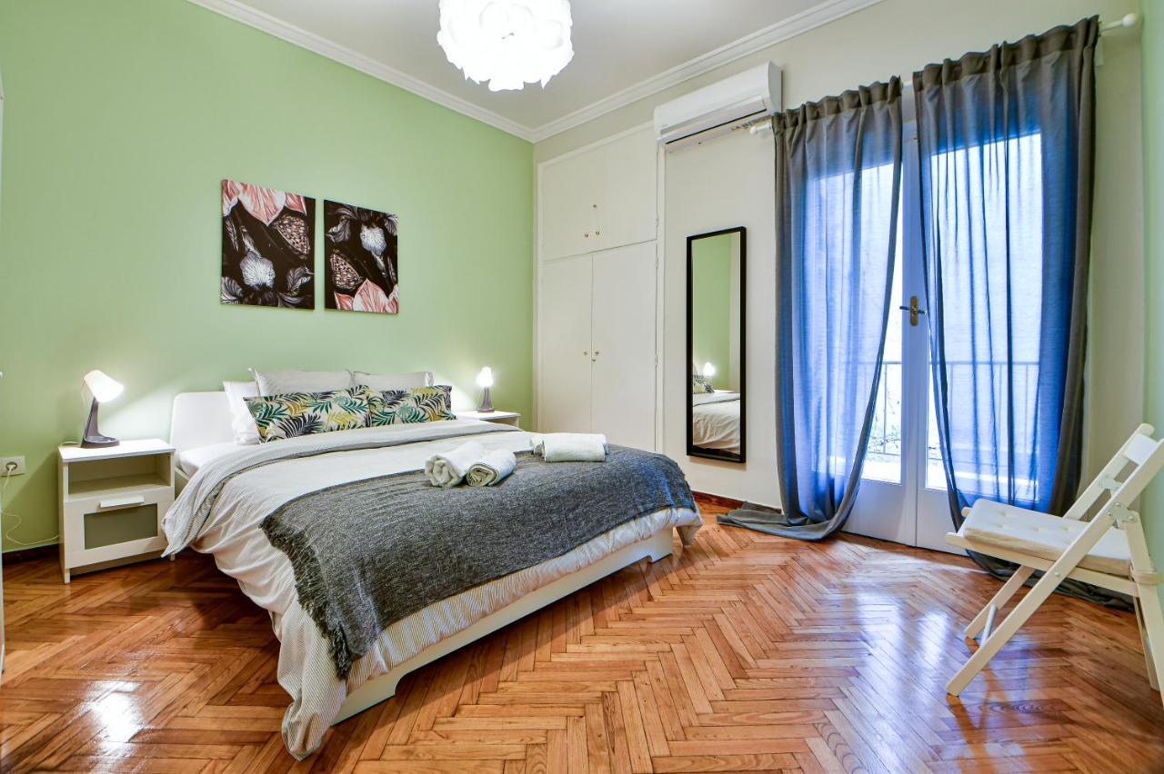 Thiras Lovely Apartment By Zain Athens Luaran gambar