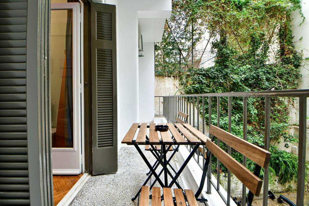 Thiras Lovely Apartment By Zain Athens Luaran gambar